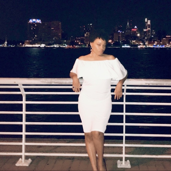 🎉Host Pick🎉!! J Bri Designs dress. - Picture 3 of 7